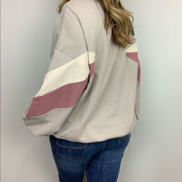 Block Party Pullover Easel M - Picture 4 of 8